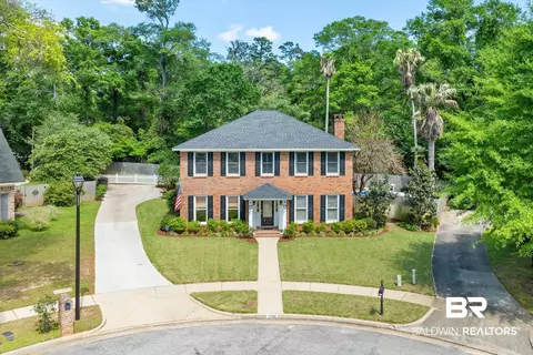 5700 S Regency Ct, Mobile, AL 36609 photo 2