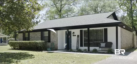 1009 Mcmillan Ave, Bay Minette, AL 36507
