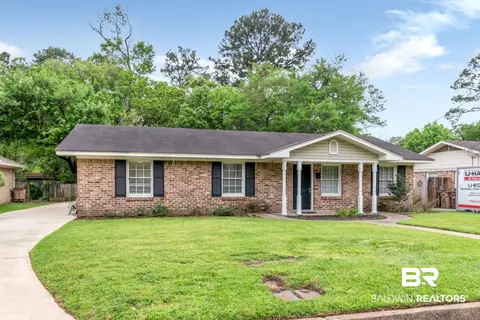 2865 Hilburn Pl, Mobile, AL 36606