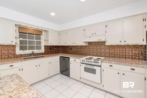 2865 Hilburn Pl, Mobile, AL 36606 photo 7