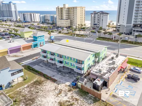388 E Beach Blvd #A4, Gulf Shores, AL 36542