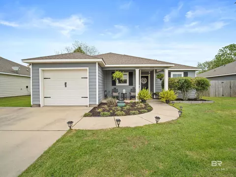 3052 Meridian St, Foley, AL 36535