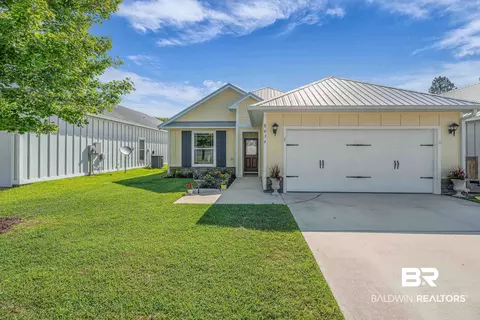 8036 Carmel Cir, Foley, AL 36535