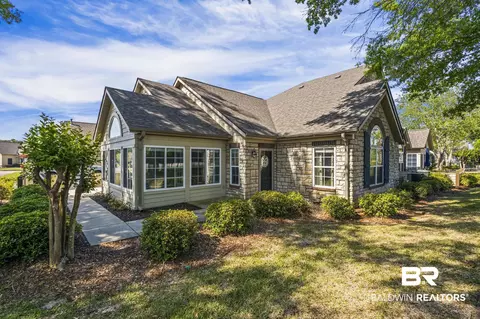 104 Holmes Ave #104, Foley, AL 36535