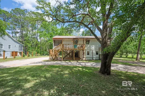 18750 Highland Dr, Fairhope, AL 36532