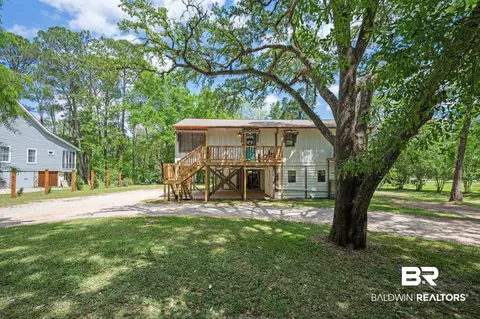 18750 Highland Dr, Fairhope, AL 36532