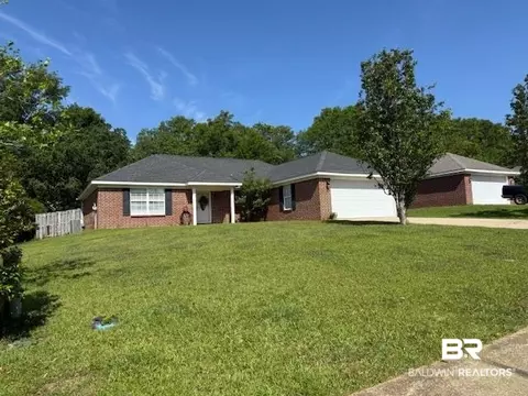 158 Oakwood Ave, Fairhope, AL 36532
