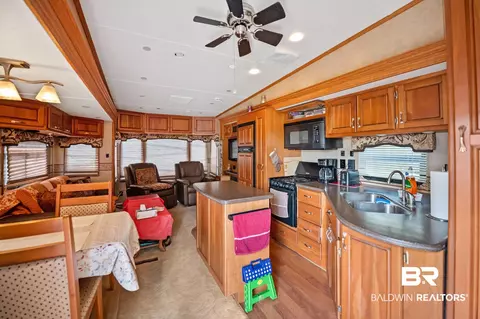 183 Defuniak Loop, Lillian, AL 36549 photo 10