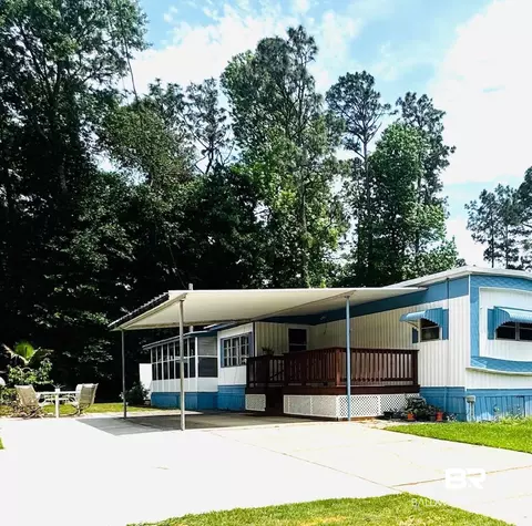 1302 Pensacola Dr, Lillian, AL 36549
