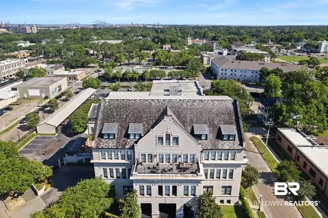 753 Saint Francis St #TH-1004, Mobile, AL 36602