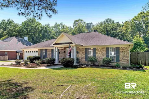 20835 Lowry Dr, Fairhope, AL 36532