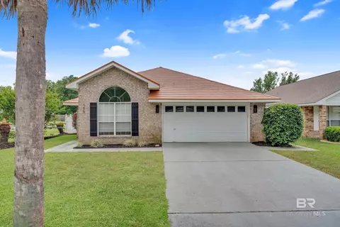 300 Cahaba St, Foley, AL 36535