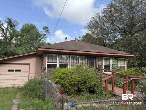 157 N Shelton Beach Rd, Eight Mile, AL 36613