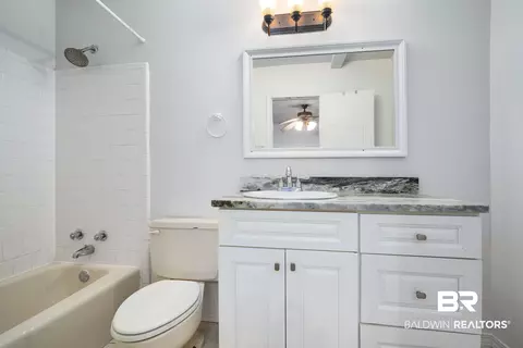 570 Markham Dr, Mobile, AL 36609 photo 16