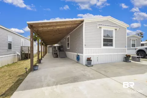 16707 State Highway 180 #51, Gulf Shores, AL 36542