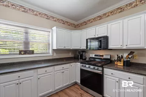 3917 Bay Front Rd, Mobile, AL 36605 photo 11