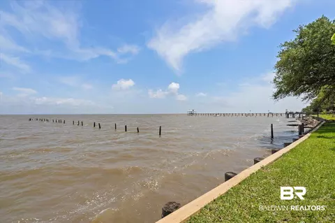 3917 Bay Front Rd, Mobile, AL 36605 photo 5