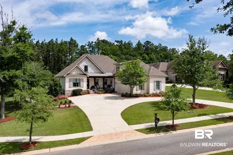 589 Falling Water Blvd, Fairhope, AL 36532