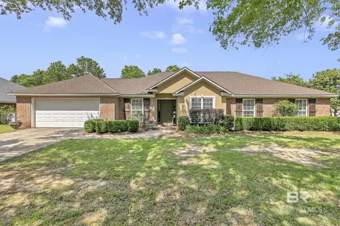 210 Manor Blvd, Fairhope, AL 36532