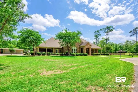917 Rockaway Creek Rd, Atmore, AL 36502