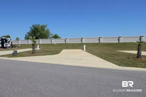 12277 Gateway Dr, Elberta, AL 36580 photo 2
