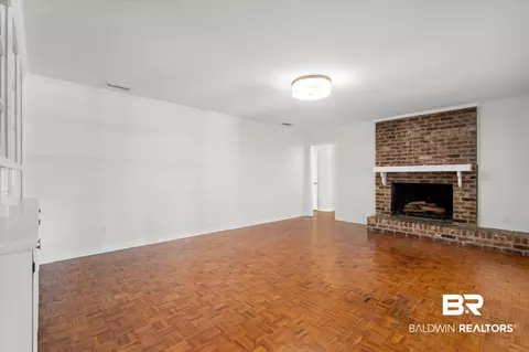 555 E Cumberland Rd, Mobile, AL 36608 photo 8