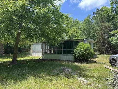 15660 Kennedy Rd, Bon Secour, AL 36511