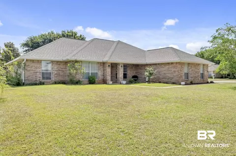 100 Sage Ln, Fairhope, AL 36532