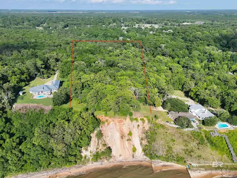 22951 Main St, Fairhope, AL 36532