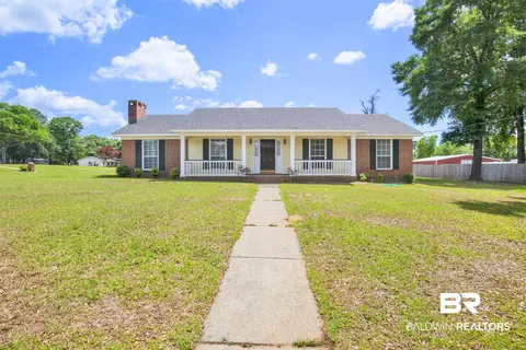 10437 Traci Dr, Semmes, AL 36575