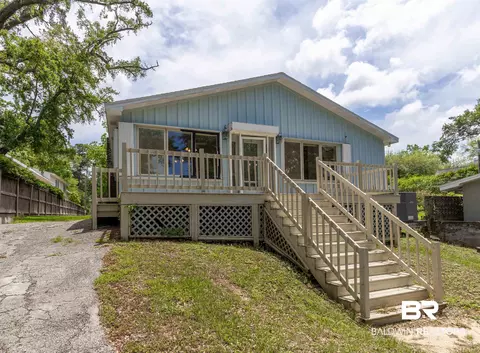 724 Mobile South St, Fairhope, AL 36532