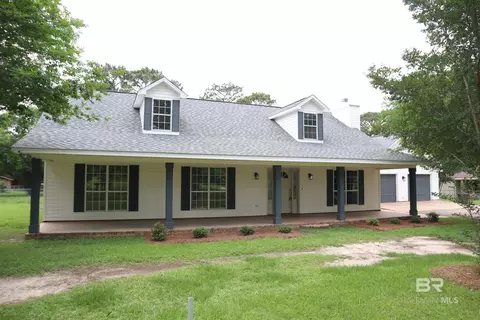 12150 Lee Bishop Rd, Irvington, AL 36544