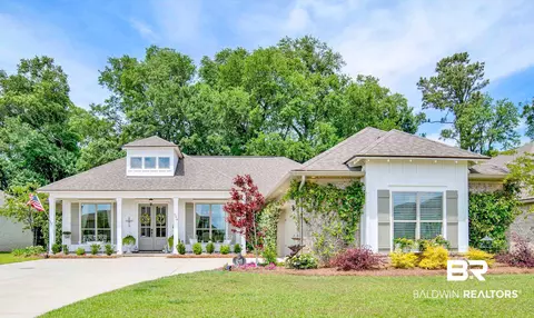 629 Sharpsburg Ave, Fairhope, AL 36532