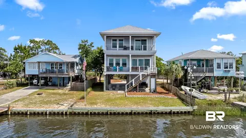 200 W 8th Ave, Gulf Shores, AL 36542