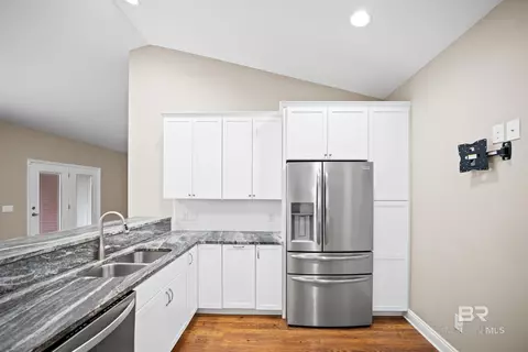 Kitchen - 10210 Lyttleton Loop, Lillian, AL 36549 photo 1 of 2