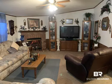8180 N Boyce Dr N, Mobile, AL 36695 photo 4
