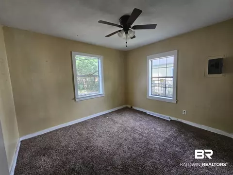 2253 Barlow St, Mobile, AL 36617 photo 4