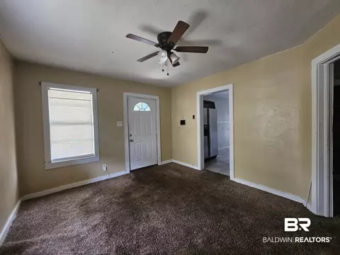 2253 Barlow St, Mobile, AL 36617 photo 8