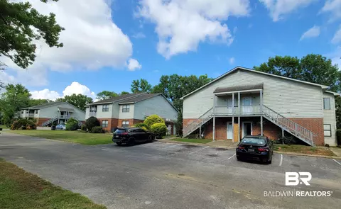 200 Autumn Park Dr #3D, Fairhope, AL 36532