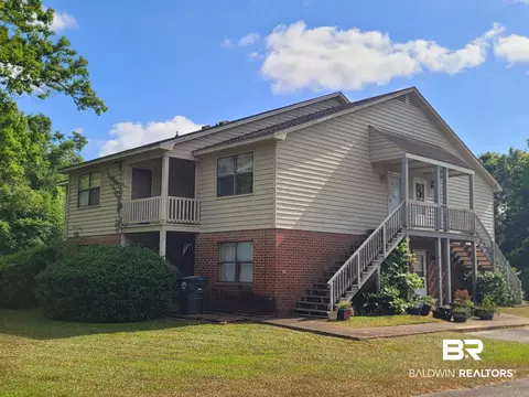200 Autumn Park Dr #8C, Fairhope, AL 36526