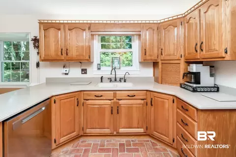 8220 Fordham Rd, Mobile, AL 36619 photo 4