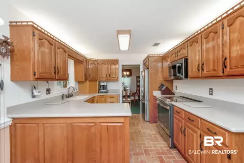 8220 Fordham Rd, Mobile, AL 36619 photo 6