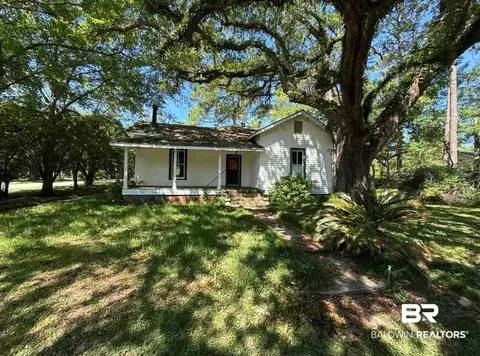 501 Hall Ave, Bay Minette, AL 36507