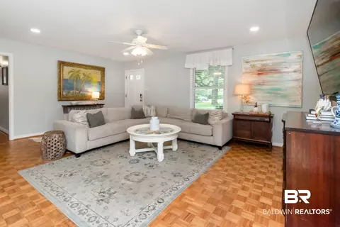 3900 Hillcrest Ln, Mobile, AL 36693 photo 5