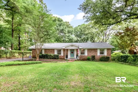 3900 Hillcrest Ln, Mobile, AL 36693 photo 1