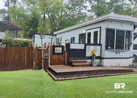 615 Escambia Loop, Lillian, AL 36549