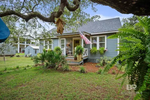 14220 River Oaks Dr, Foley, AL 36535