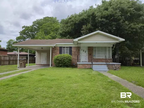 75 Picardy St, Mobile, AL 36607