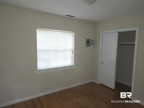 75 Picardy St, Mobile, AL 36607 photo 7