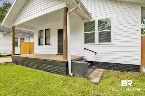 507 Holcombe Ave, Mobile, AL 36606 photo 4